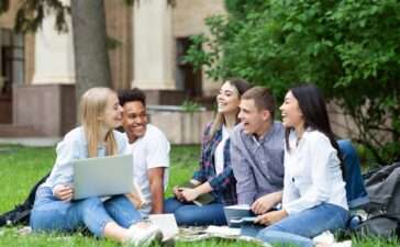 Achieving Your Dreams with These Fully-Funded Scholarships in Canada for International Students